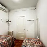 Oda ve Kahvaltı Nuevo Roger 3*